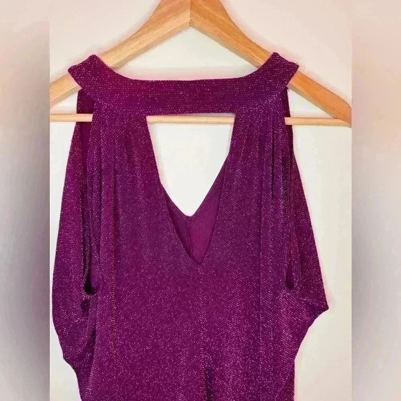 GUESS Women’s Purple Sleeveless V Neck Open Back Top Size XS - Picture 6 of 7